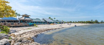 Little Harbor 3BR/3BA – 4 Balconies, Water Views from Every Room, Walk to Beach & Tiki Bar