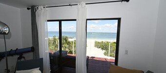 Beachfront 2BR North Captiva Cottage with Private Beach
