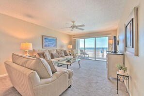 TV - Sea Oats 103 is a Silver 3 - bedroom 2 bath Gulf Front Condo (Redington Shores)