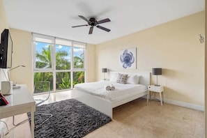 2 bedrooms, iron/ironing board, travel cot, WiFi