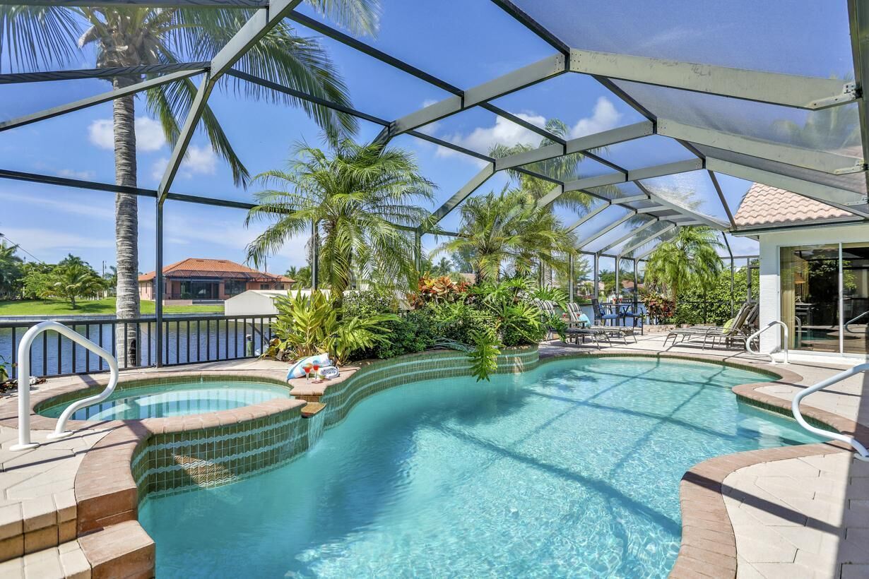 Panoramic View South Facing Gulf Access Pool/Spa Home with Games Room