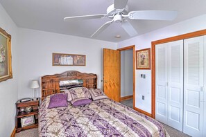 2 habitaciones, tabla de planchar con plancha, internet y ropa de cama 
