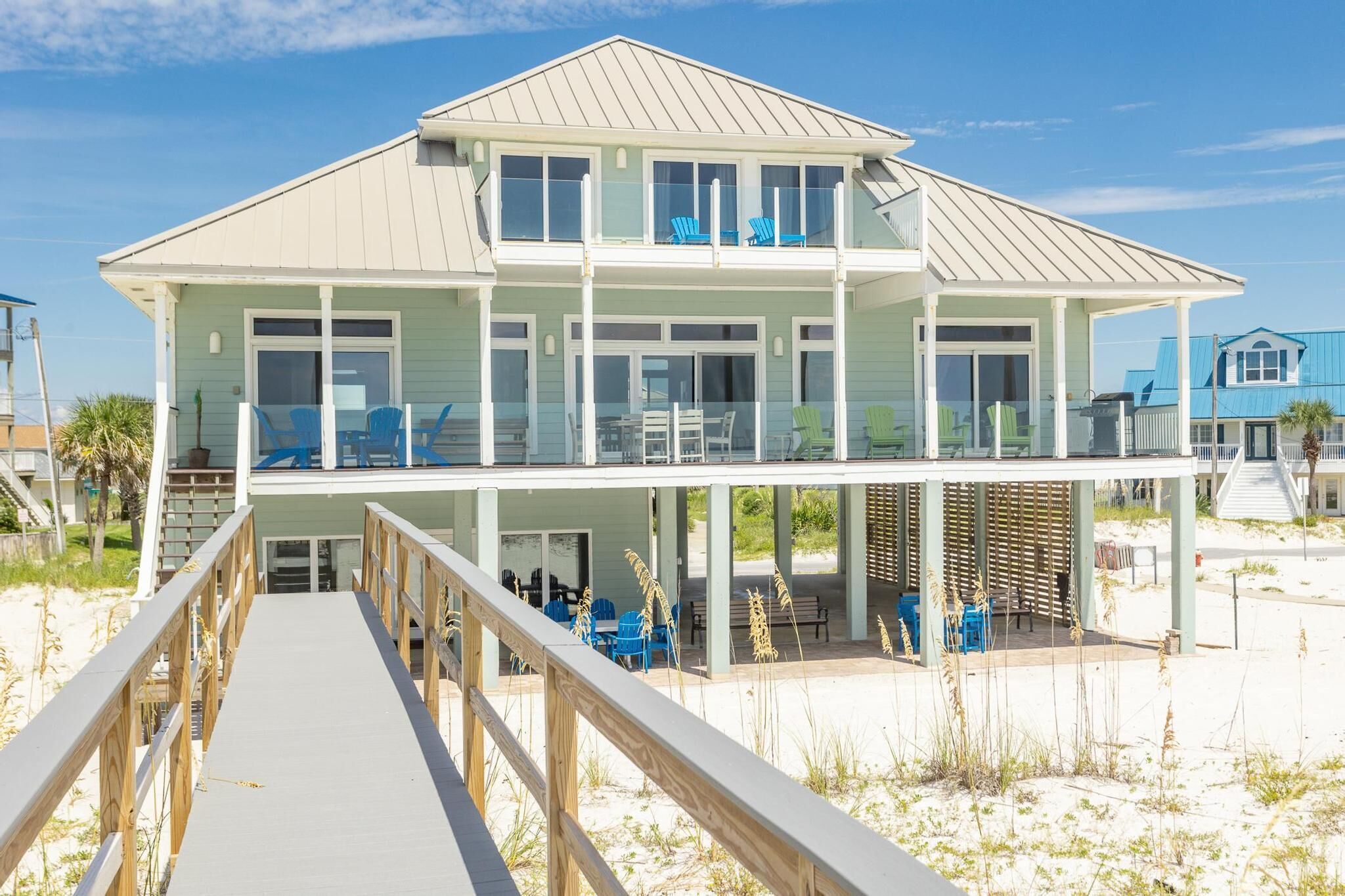 Gorgeous Gulf Front Home - 1214 Ariola Dr! Sleeps up to 17 people!