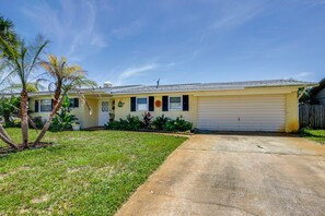 Exterior - Spacious Home w/ Yard - 1/2 Mi to Ormond Beach! (Ormond Beach)