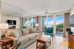 TV - Hamilton House 102 is a Silver 2-bedroom 2 bath Gulf Front Condo (Indian Rocks Beach)