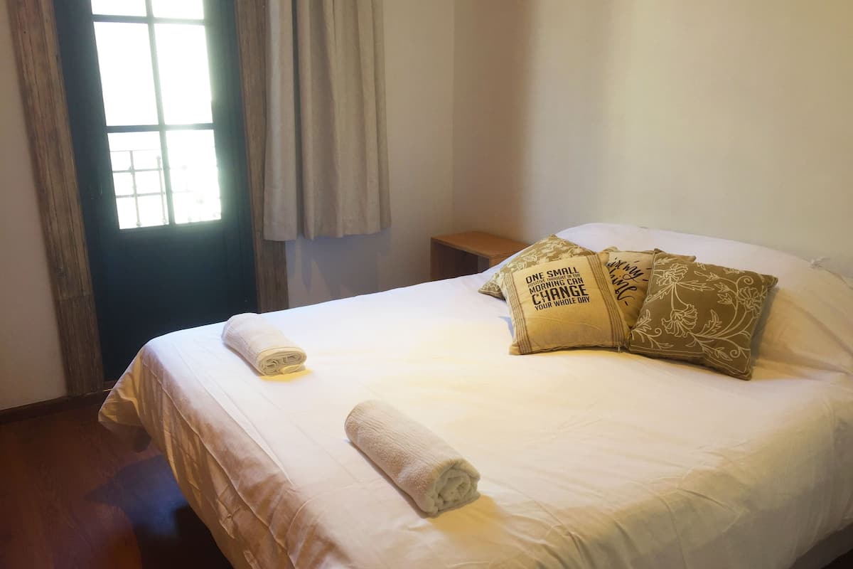 Kamer, 1 twee- of 2 eenpersoonsbedden | Gratis wifi