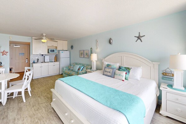 Iron/ironing board, free WiFi