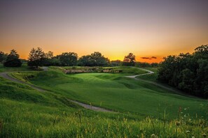 Golf - Enjoy Silent Nights @ Cinnabar! Hot Tub! Pool Table! Great Value! (Galena)