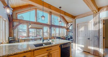 Secluded, custom-built home w/ views of Continental Divide