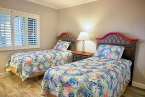 2 bedrooms, iron/ironing board, free WiFi