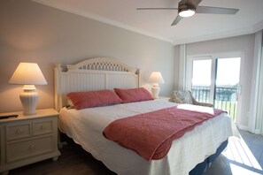 2 bedrooms, iron/ironing board, free WiFi