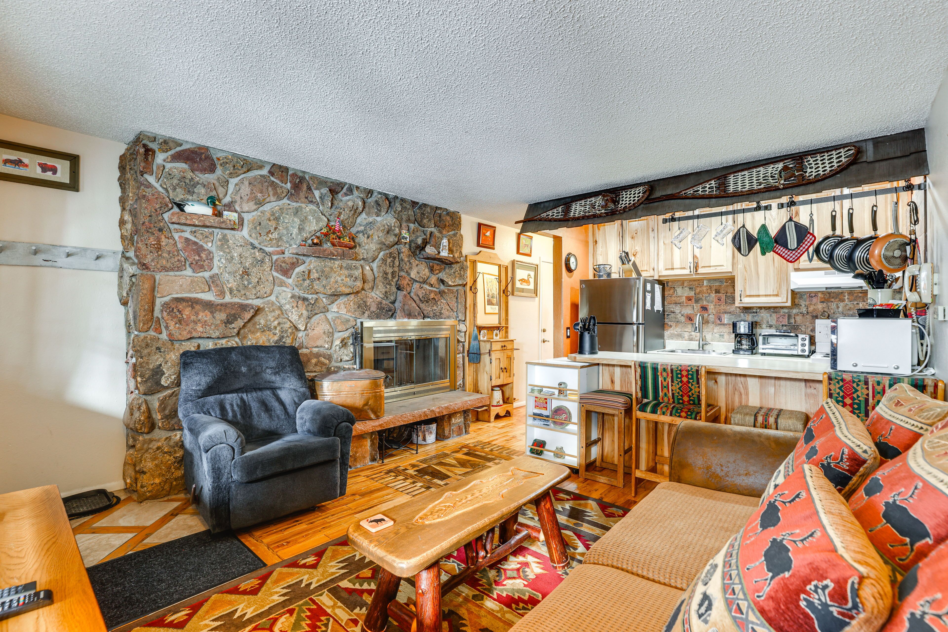 Cozy Winter Park Condo ~ 2 Mi to Ski Lifts!