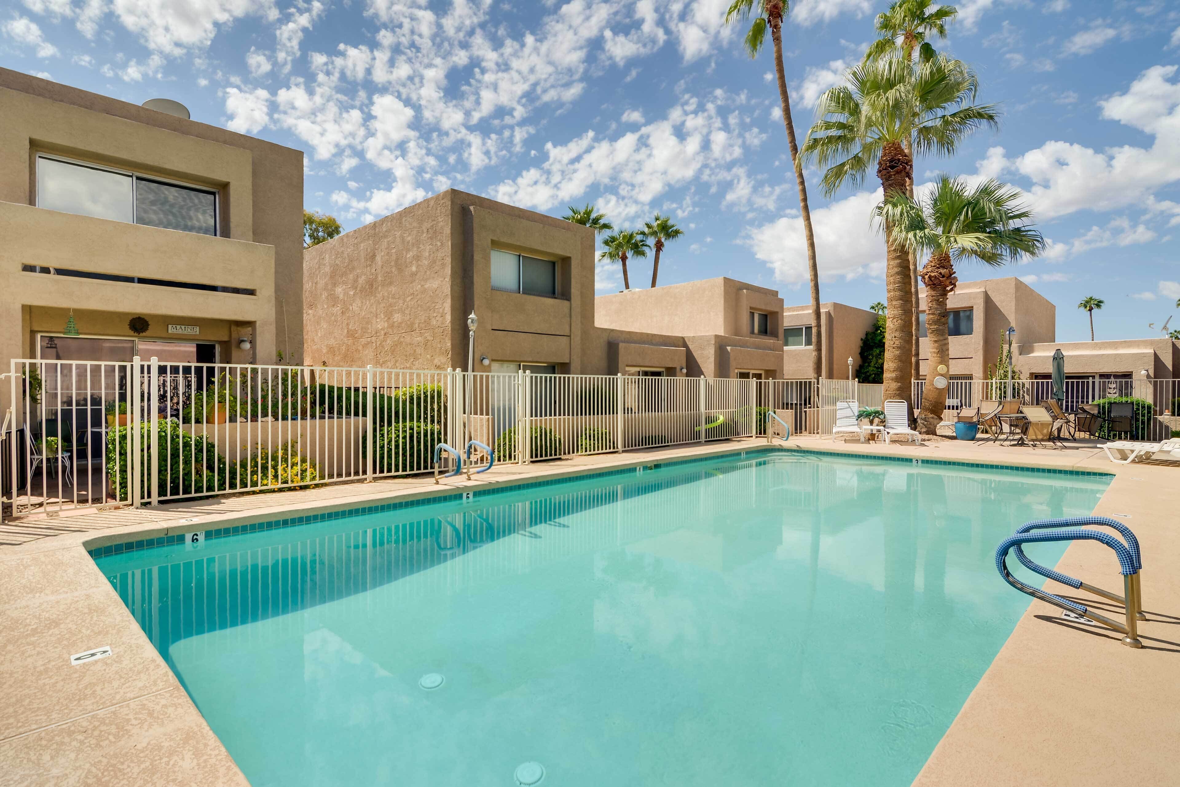 Pet-Friendly Mesa Retreat w/ Patio & Pool Access