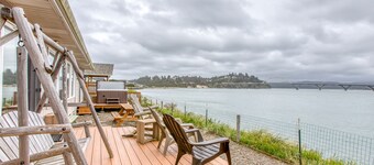 Dog-Friendly Bayfront Home with Private Hot Tub, Water & Bridge Views, Free WiFi