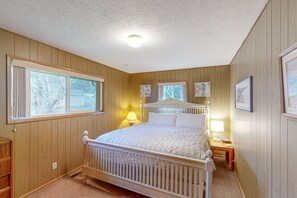 4 Schlafzimmer, Bügeleisen/Bügelbrett, Internetzugang, Bettwäsche