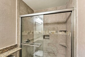 Articles de toilette gratuits, serviettes fournies