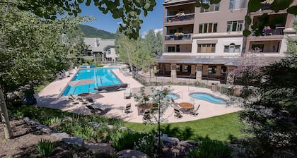 Lujosa y verdadera casa de campo en las montañas de Ski-In / Ski-Out en Beaver Creek Village