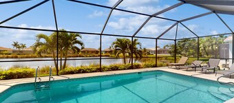 Exclusive Wellington Lakes Waterfront Home with Private Pool, Lake Views, & WiFi