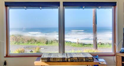 Oceanfront Home with Ocean Views - Walking Distance to Eateries and Shops