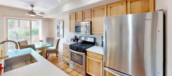 Henning's Escape~3328 | 2 Bed, 2 Bath