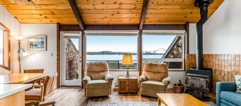 Private Bayfront Home with Fishing Dock - Dogs Welcome