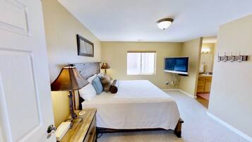 3 bedrooms, iron/ironing board, free WiFi, bed sheets