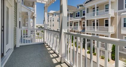 Charming koira-ystävällinen townhouse vain 1 1/2 korttelin päässä rannalta w / jaettu uima-allas