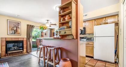 Condo Surrounded by Natural Red Rock Beauty with Seasonal Pool Access