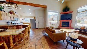 Smart TV, fireplace, DVD player