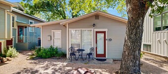 Romantic studio suite with a jetted tub & old-world comfort