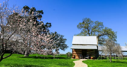 Romantic studio suite with a jetted tub & old-world comfort