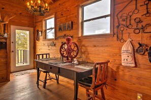 Interior - 'Ark Bunkhouse' Fredericksburg Hideaway w/ Hot Tub (Fredericksburg)