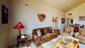 TV, fireplace