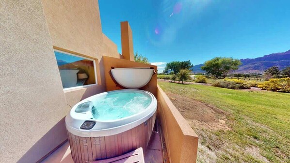 Terrace/patio - Adventure Villa - 3282, New Private Hot Tub (Moab)