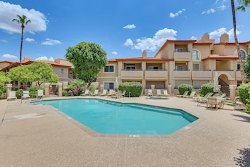 Phoenix Vacation Rental | 1BR | 1BA | 789 Sq Ft | Step-Free Access