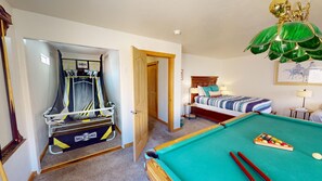 3 chambres, fer et planche à repasser, Wi-Fi gratuit, draps fournis