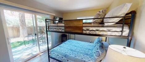 3 habitaciones, tabla de planchar con plancha y wifi gratis
