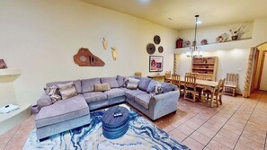 Smart TV, fireplace, offices - Arches East - 389, Downtown Moab 3-Bedroom Townhom (Moab)