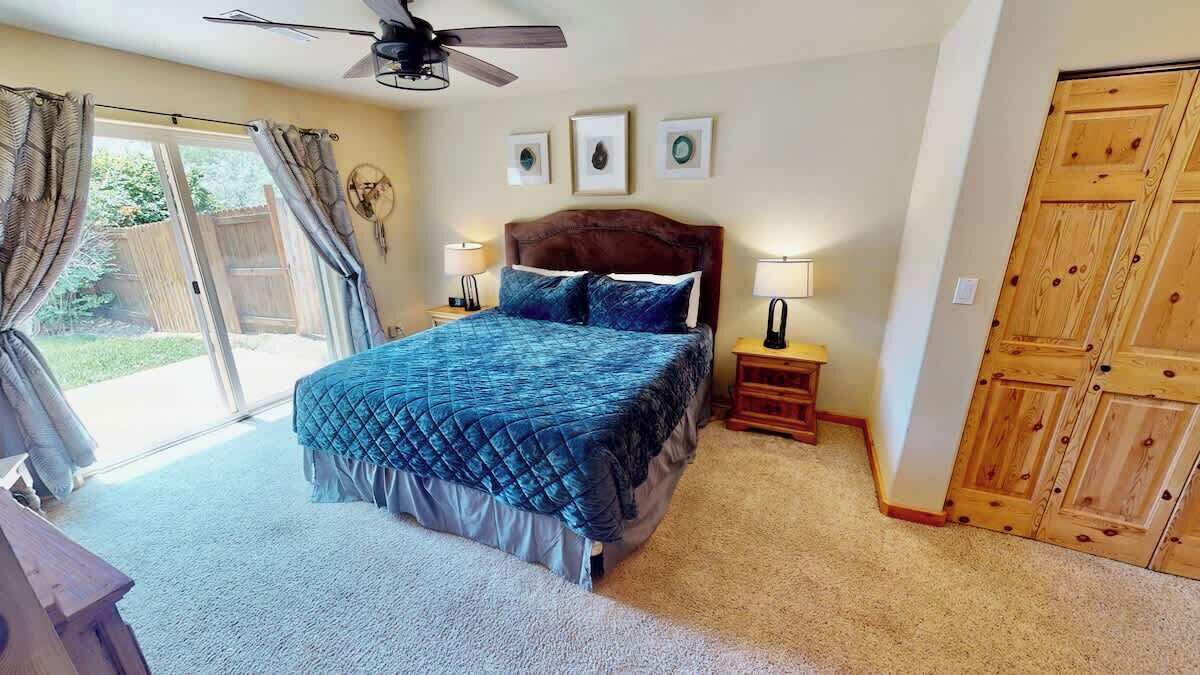 3 chambres, fer et planche à repasser, Wi-Fi gratuit, draps fournis
