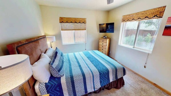 3 bedrooms, iron/ironing board, free WiFi, bed sheets