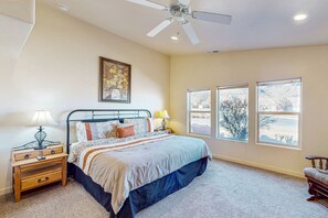 3 Schlafzimmer, Bügeleisen/Bügelbrett, Internetzugang, Bettwäsche