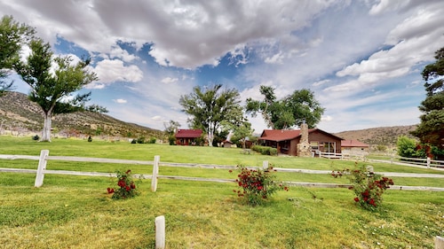 Pack Creek ~ Farm House | 3 Bed, 1.5 Bath