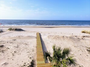 Beach - Beach Front, Pet Friendly, Sleeps 8 (Indian Pass)