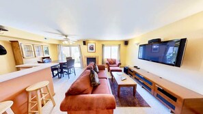 TV, fireplace