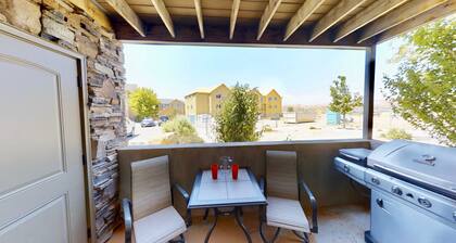 Red Cliff Condos #1B | 3 Bed, 2 Bath