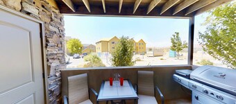 Red Cliff Condos #1B | 3 Bed, 2 Bath