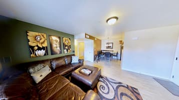 Een smart-tv en een dvd-speler