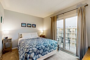 2 slaapkamers, een strijkplank/strijkijzer, internet, beddengoed