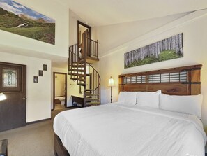 2 chambres, fer et planche à repasser, Wi-Fi gratuit, draps fournis