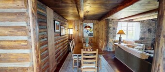Road House på Pack Creek Ranch ~ Bedøvelse, opdateret hytte med udsigt over bjergene